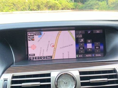 Used 2015 Lexus LS 460 w/ Comfort Package RWD image 33