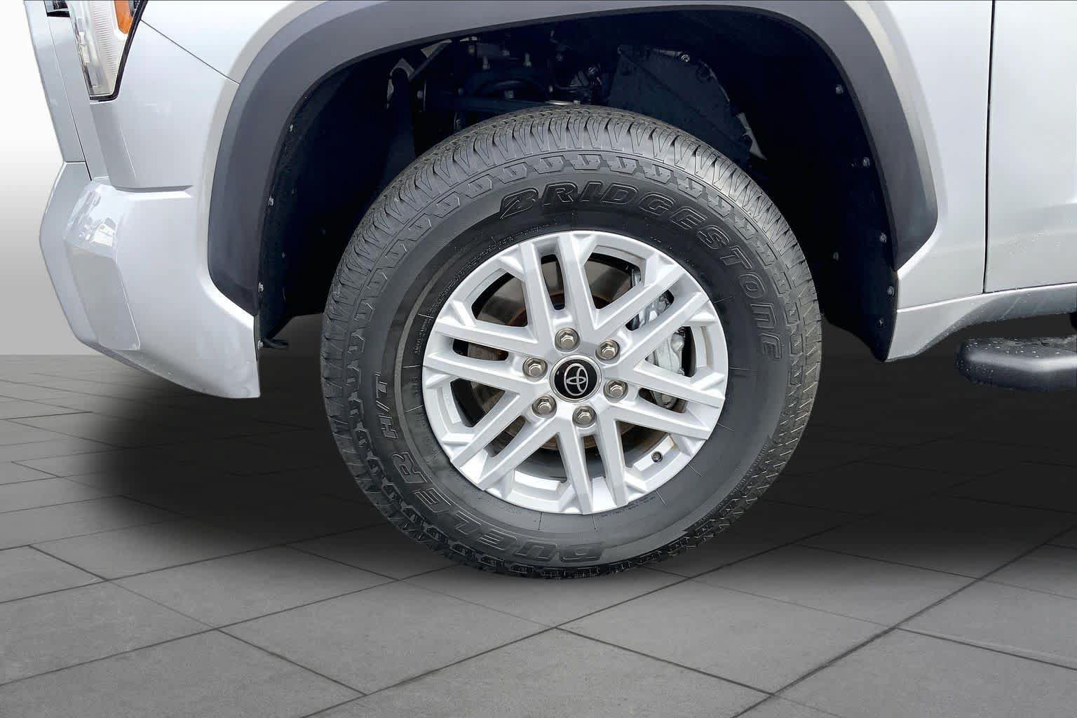 Used 2024 Toyota Tundra SR5 AWD/4WD image 11