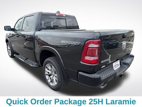 Used 2022 RAM 1500 Laramie AWD/4WD image 4