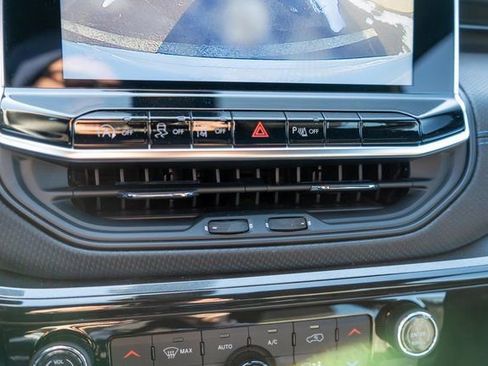 New 2026 Jeep Compass Limited image 23