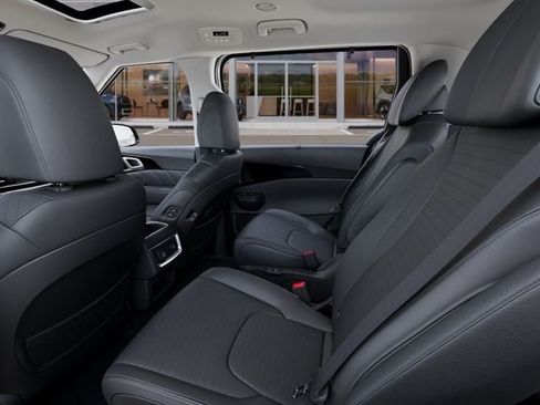 New 2027 Kia Carnival SX Prestige FWD image 18