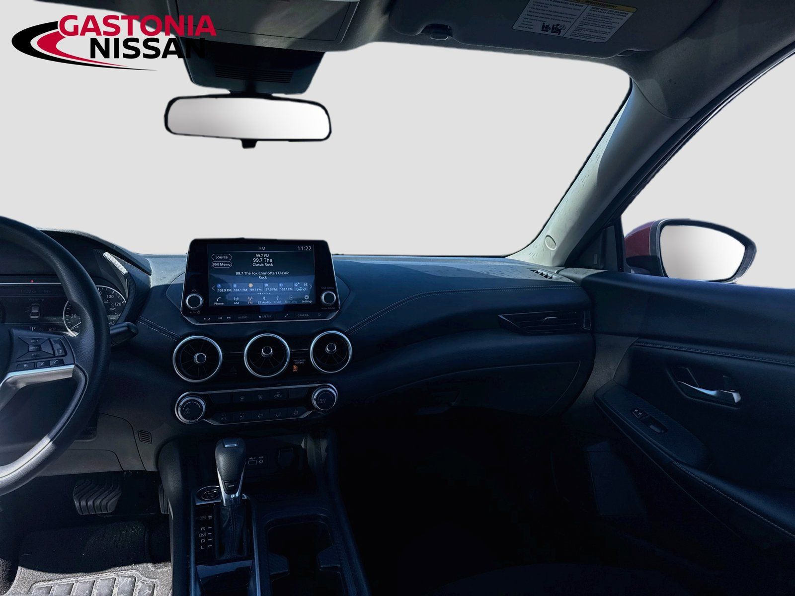 Used 2024 Nissan Sentra SV FWD image 27