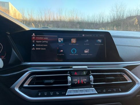 Used 2020 BMW X7 xDrive40i w/ M Sport Package image 33