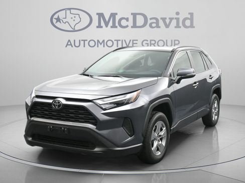 Used 2024 Toyota RAV4 XLE AWD/4WD image 4