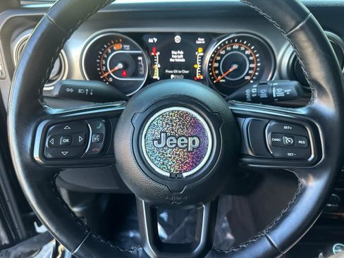Used 2021 Jeep Wrangler Unlimited Sport AWD/4WD image 23