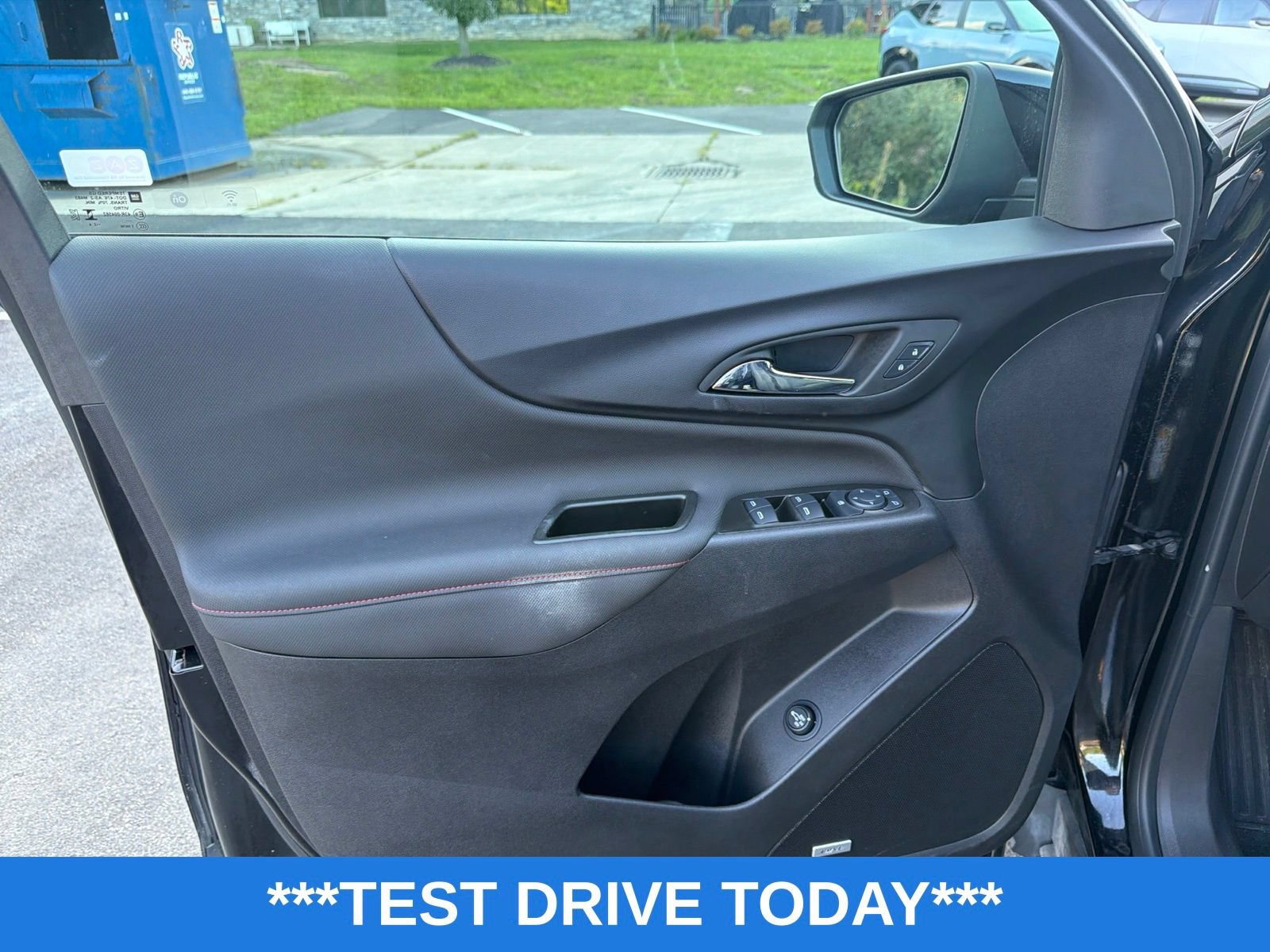 Used 2024 Chevrolet Equinox RS w/ RS Leather Package FWD image 12