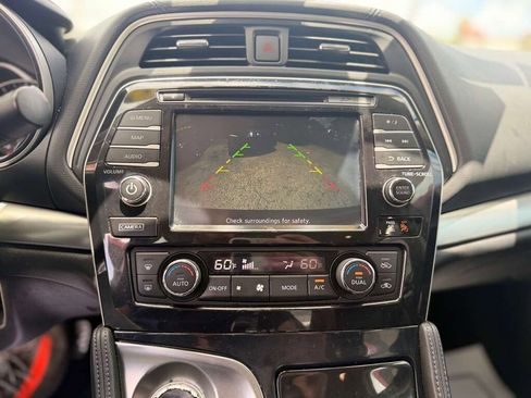 Used 2017 Nissan Maxima SR w/ Midnight Edition FWD image 21