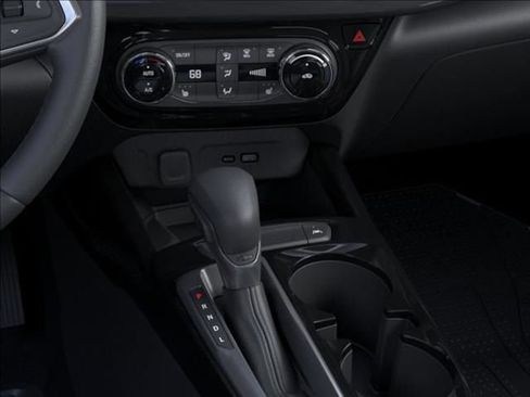 New 2026 Chevrolet Trax ACTIV w/ Sunroof Package FWD image 26