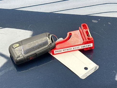 Used 2018 Volkswagen Atlas SE image 43