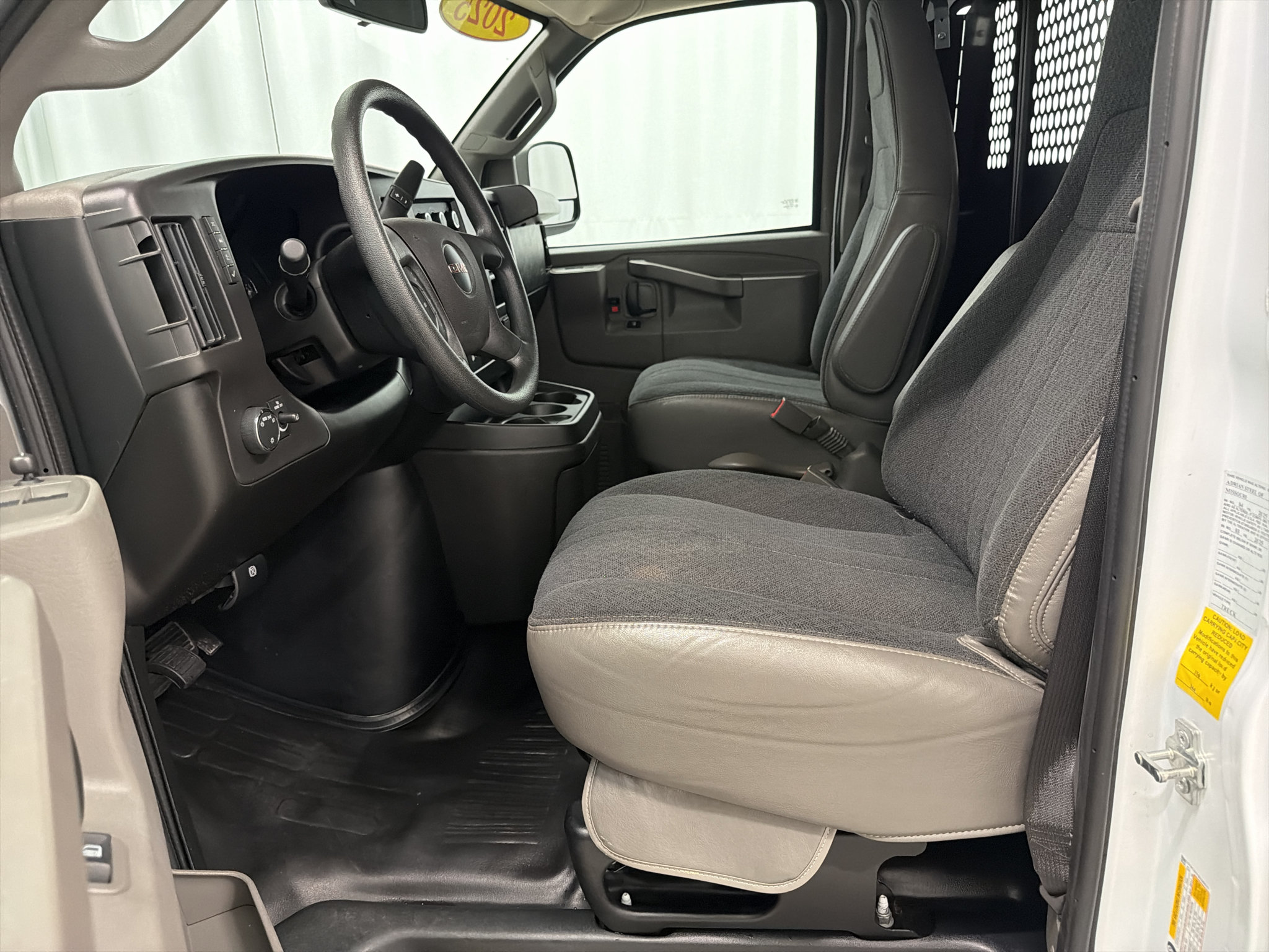 Used 2025 GMC Savana 2500 w/ Driver Convenience Package RWD image 8