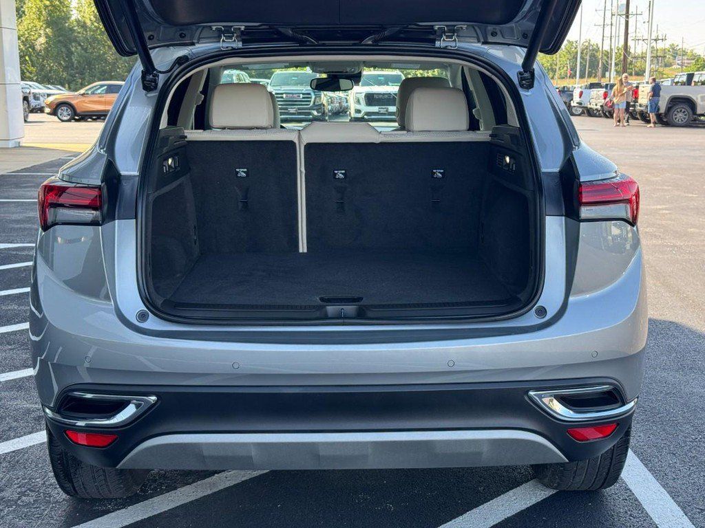 Used 2023 Buick Envision Preferred FWD image 7