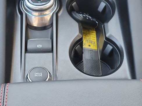 Used 2025 Ford Explorer ST w/ Sun And Sound Package image 21