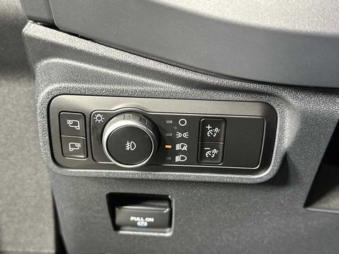 Used 2025 Ford Bronco Outer Banks image 28