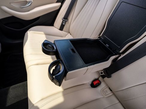 Used 2017 Mercedes-Benz E 300 image 52