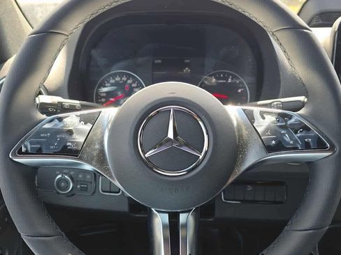 Used 2026 Mercedes-Benz Sprinter 2500 image 28