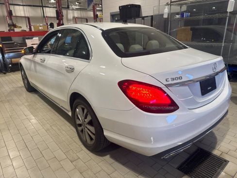Used 2019 Mercedes-Benz C 300 4MATIC Sedan image 7