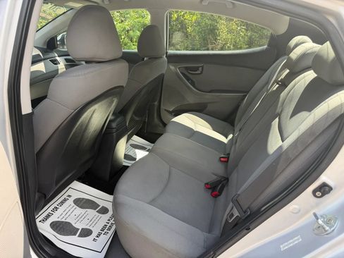 Used 2012 Hyundai Elantra GLS w/ Preferred Pkg 3 FWD image 14