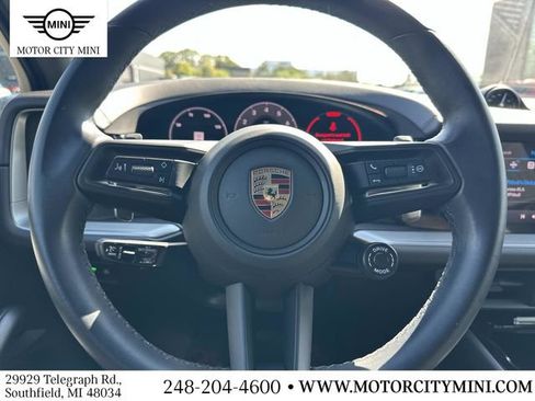 Used 2024 Porsche Cayenne AWD/4WD image 24