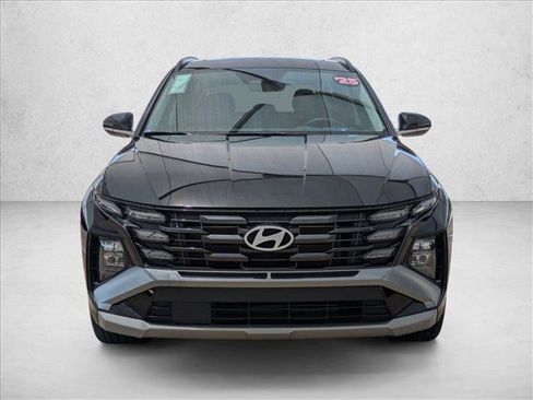 Used 2025 Hyundai Tucson SEL FWD image 2