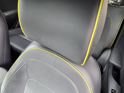 Used 2018 Hyundai Kona Limited AWD/4WD image 16