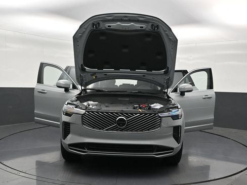 New 2026 Volvo XC90 B6 Plus AWD/4WD image 34