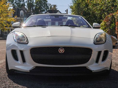 Used 2017 Jaguar F-TYPE Convertible image 13