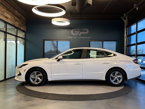 Used 2023 Hyundai Sonata SE image 6