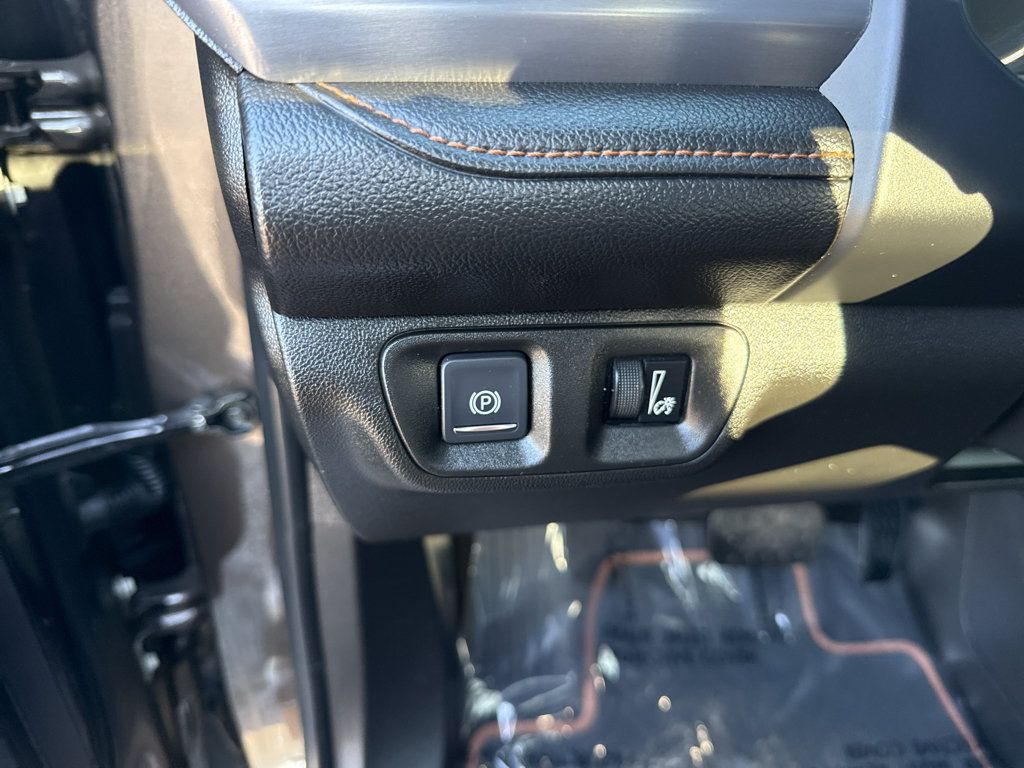 Used 2020 GMC Acadia AT4 w/ Driver Alert Package II AWD/4WD image 22