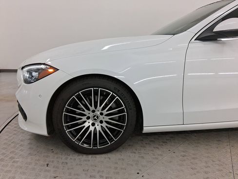Used 2022 Mercedes-Benz C 300 4MATIC Sedan image 11