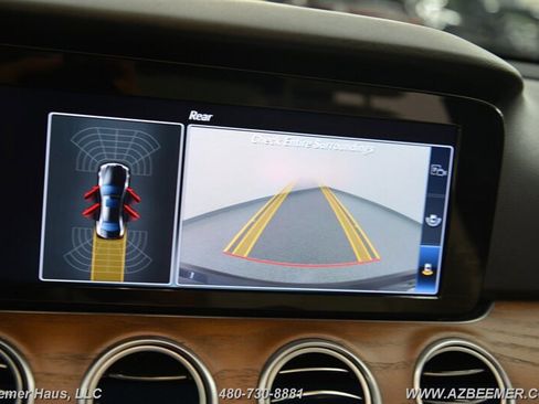 Used 2018 Mercedes-Benz E 300 w/ Premium 1 Package image 32