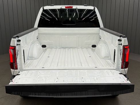 Used 2026 Ford F150 Lariat AWD/4WD image 18