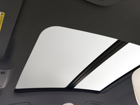 Certified 2023 Audi Q4 e-tron Prestige AWD/4WD image 18