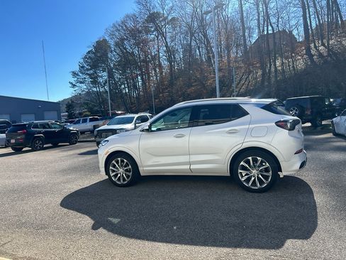 Used 2024 Buick Encore GX Avenir w/ Avenir Convenience Package image 6