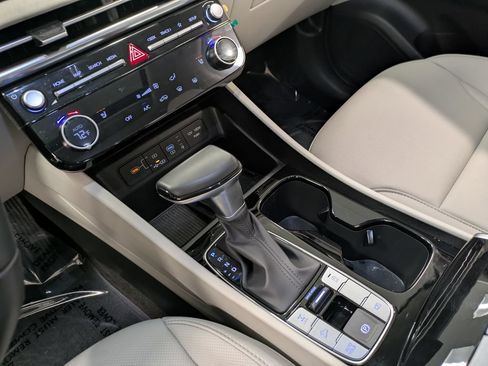 Certified 2025 Hyundai Tucson SEL AWD/4WD image 14