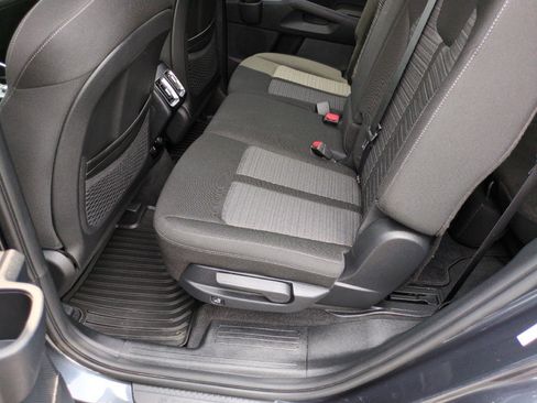 Used 2023 Kia Sorento LX FWD image 24