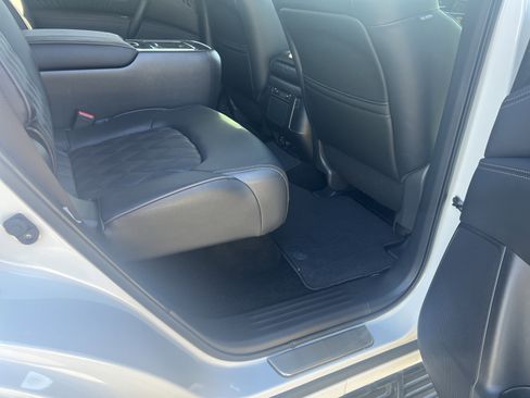 Certified 2024 Nissan Armada Platinum w/ Captain's Chairs Package image 26