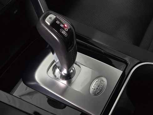 Used 2023 Land Rover Discovery Sport S R-Dynamic image 30