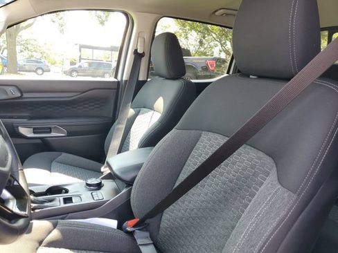 Used 2024 Ford Ranger XLT w/ FX4 Off-Road Package AWD/4WD image 12