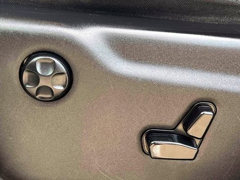 Used 2020 Jeep Grand Cherokee Limited X image 17