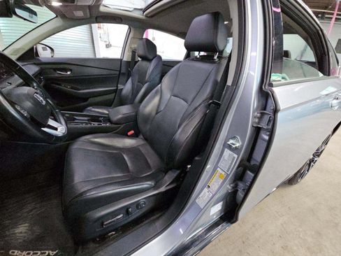 Used 2023 Honda Accord Touring image 6