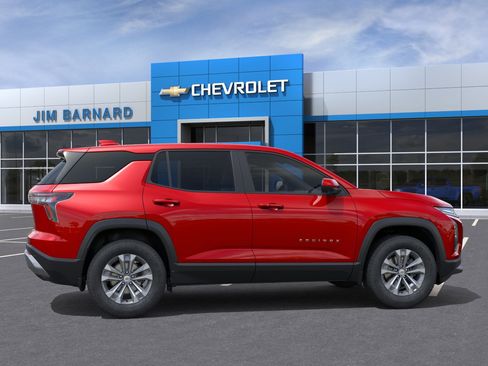 New 2026 Chevrolet Equinox LT AWD/4WD image 5