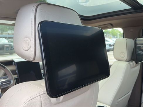 Used 2026 GMC Yukon Denali w/ Denali Reserve Package AWD/4WD image 21