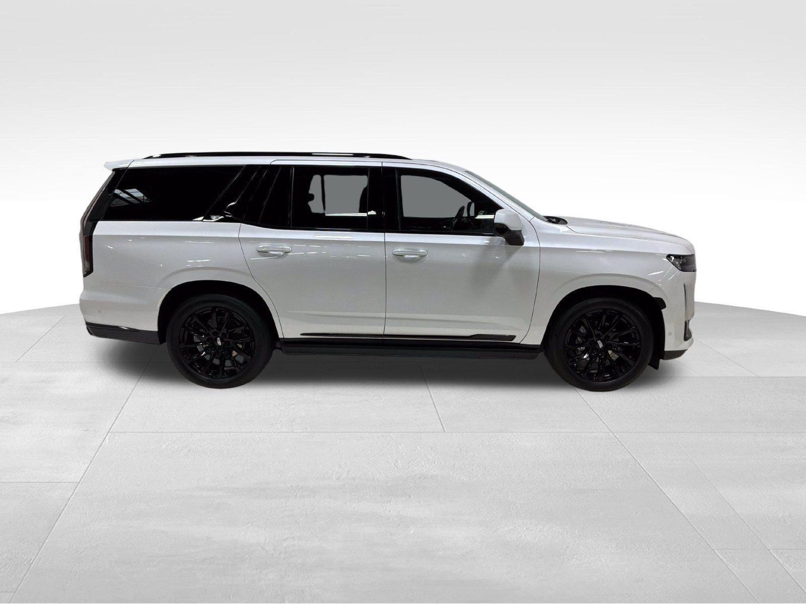 Used 2023 Cadillac Escalade Sport w/ LPO, ONYX Package AWD/4WD image 4