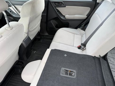 Used 2014 Subaru Forester 2.5i image 14