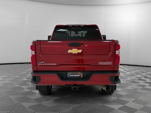 Used 2024 Chevrolet Silverado 2500 High Country w/ High Country Premium Package AWD/4WD image 3