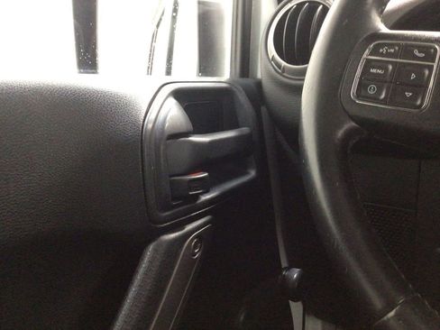 Used 2016 Jeep Wrangler Unlimited Sport w/ Connectivity Group AWD/4WD image 13