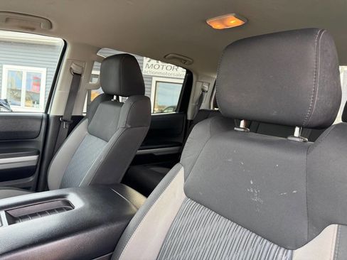 Used 2016 Toyota Tundra SR5 image 14