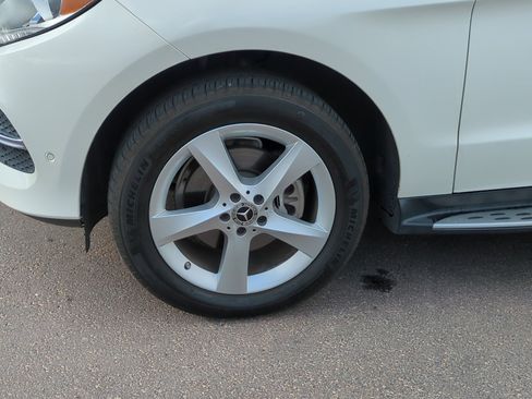 Used 2018 Mercedes-Benz GLE 350 image 11