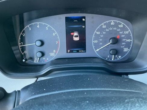 Used 2025 Toyota Corolla LE image 27