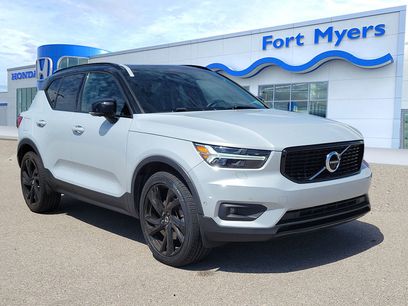 Used 2020 Volvo XC40 T4 R-Design w/ Protection Package Premier